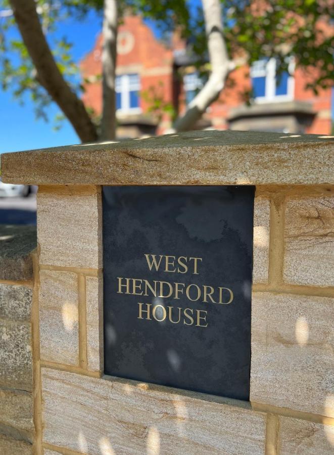 1 Bed / 1 Sofa Bed 'Scandi' Style Ground Floor Apartment Yeovil Exterior photo